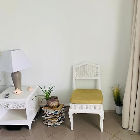 Le Pelican Le Gosier  Luaran gambar